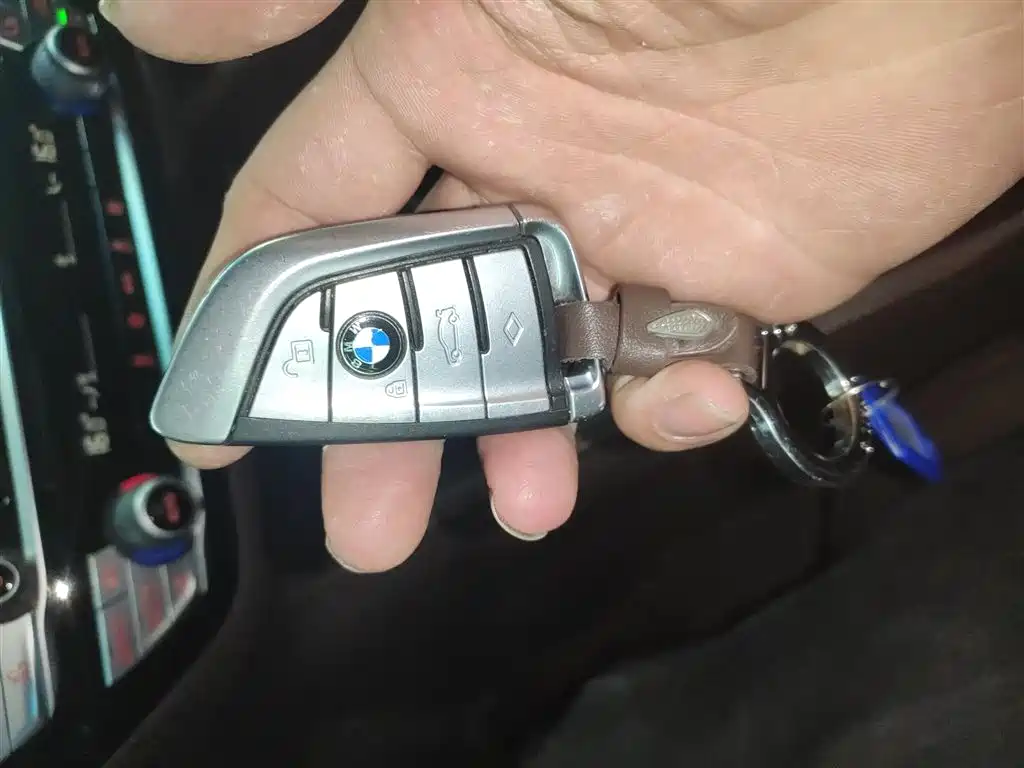 BMW 5 Series 2020 525Li Luxury Package фото 17