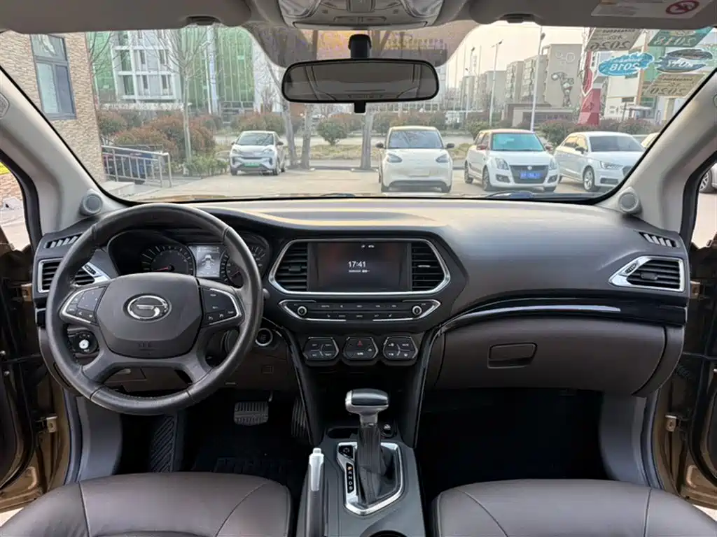 GAC Trumpchi Trumpchi GS4 2015 200T G-DCT Luxury Edition фото 19