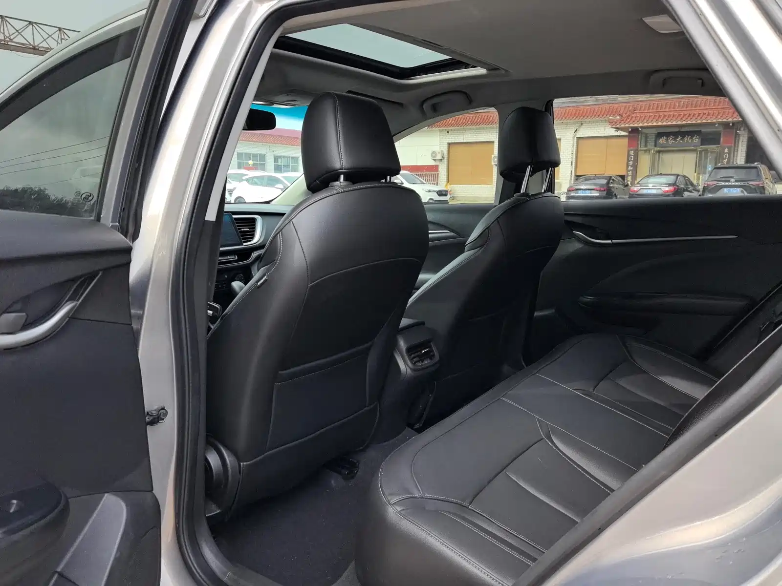 Фото 12 - Buick Excelle
