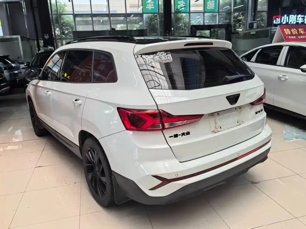 Фото 7 - Jetta VS7
