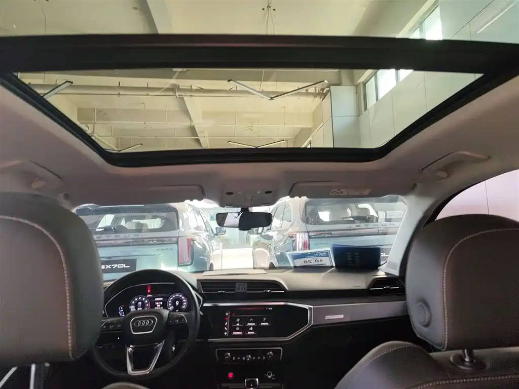 Audi Q3 2019 35 TFSI Progressive Sport фото 18