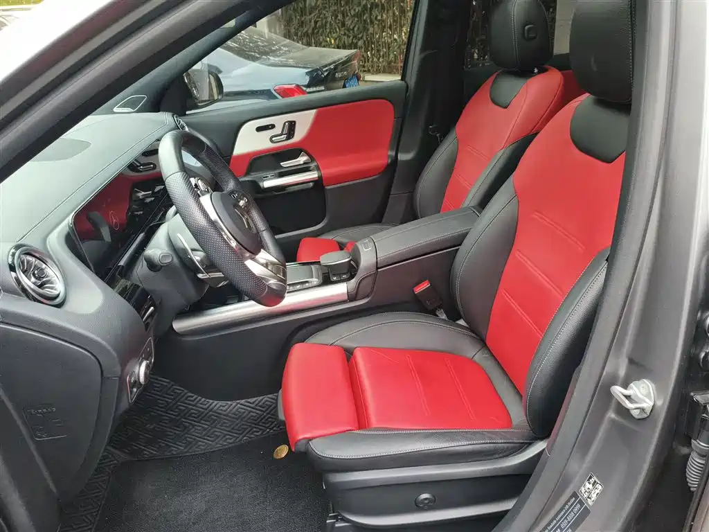 Mercedes-Benz GLA AMG 2022 AMG GLA 35 4MATIC фото 7