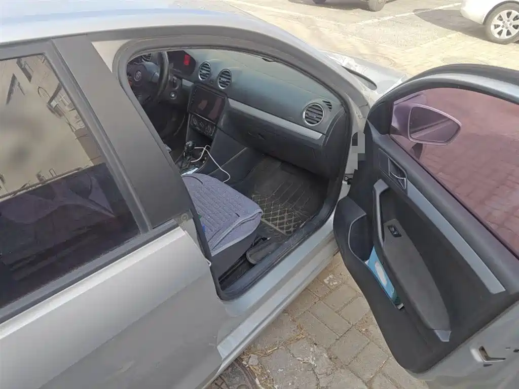 Volkswagen Jetta 2015 Value Edition 1.6L Automatic Comfort фото 20