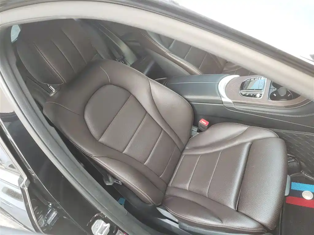 Mercedes-Benz GLC 2021 GLC 260 L 4MATIC Luxury фото 25