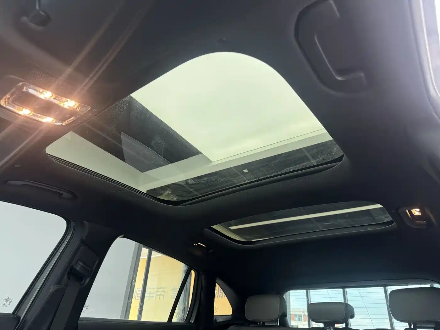 Mercedes-Benz EQA 2022 2022 EQA 300 4MATIC Launch Special Edition