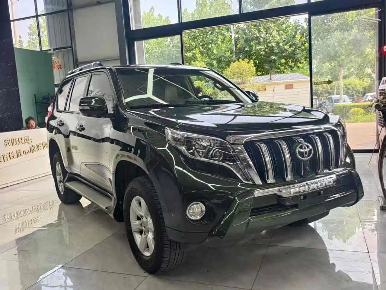 Toyota Prado (Import) 2014 2.7L Automatic Standard Edition фото 3
