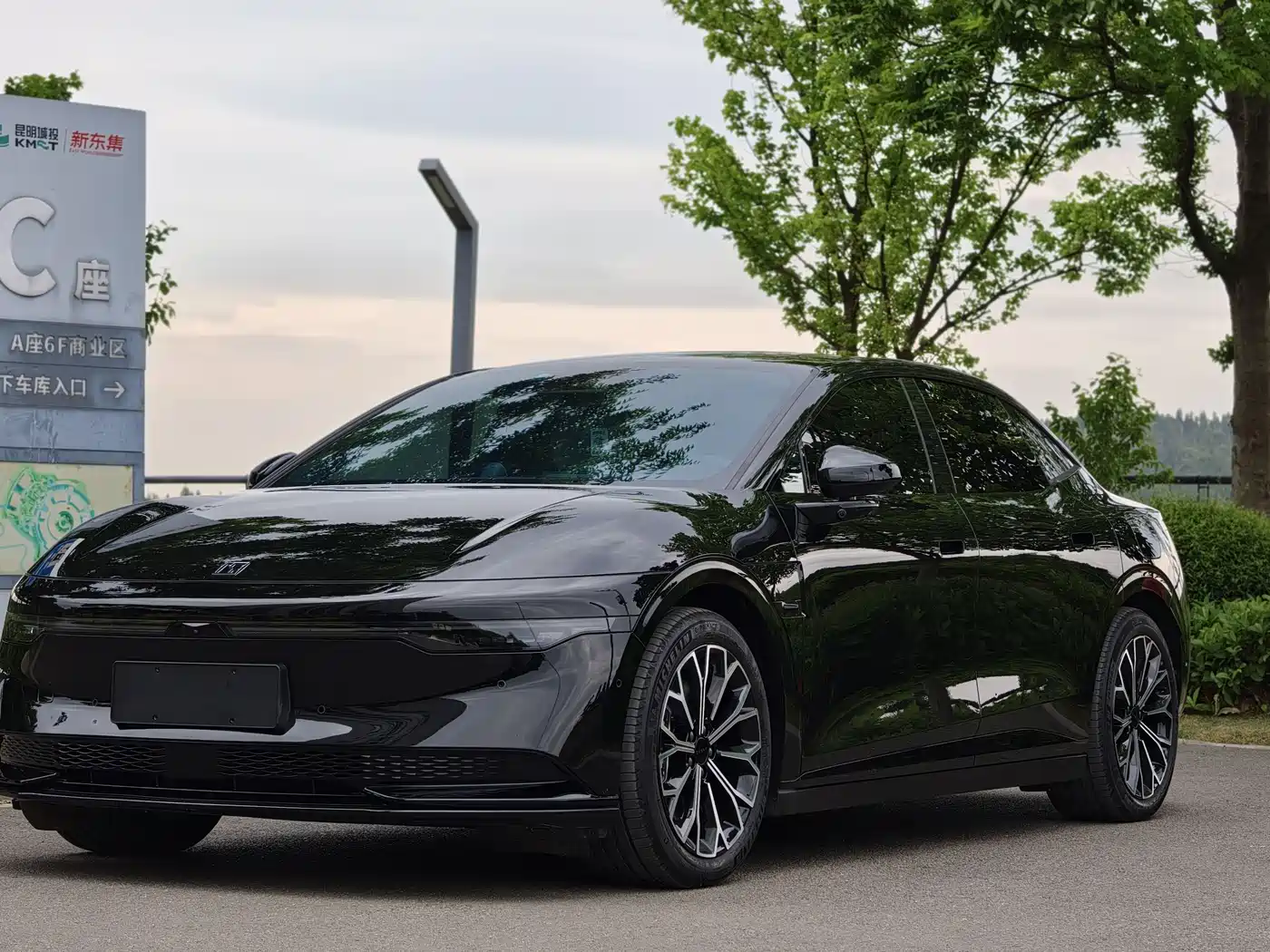 ZEEKR EXTREME KRYPTON 007