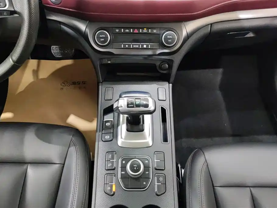 Haval H6 Coupe 2019 1.5T Auto 2WD Elite Edition China VI фото 16