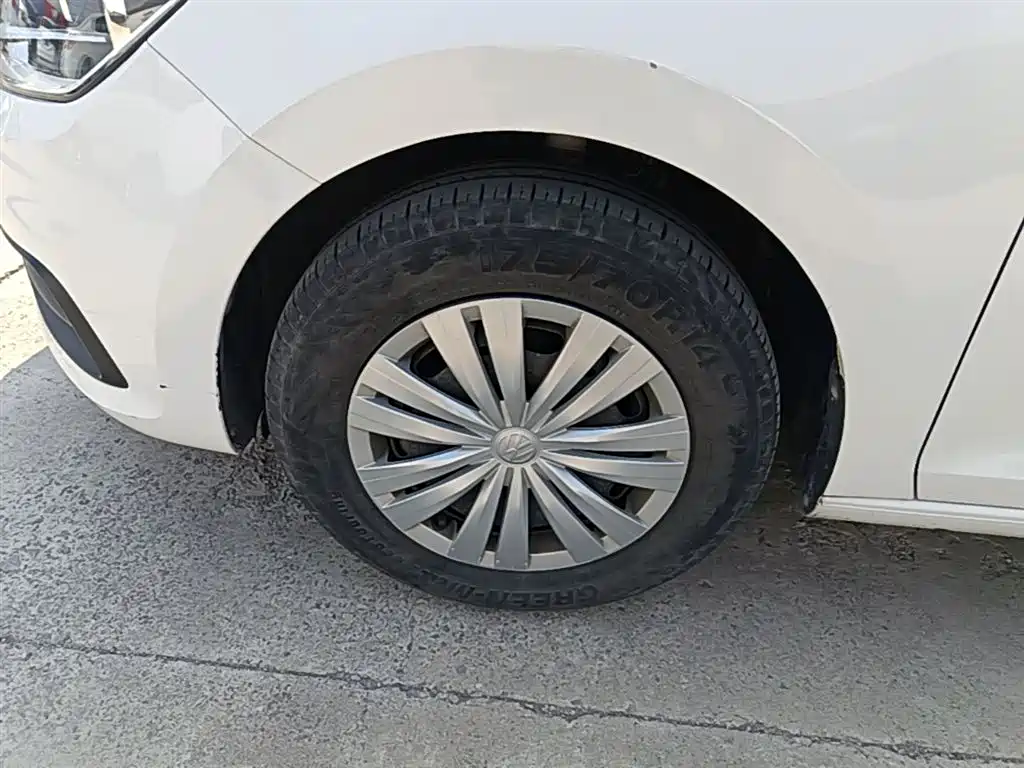 Photo 23 - Volkswagen Santana