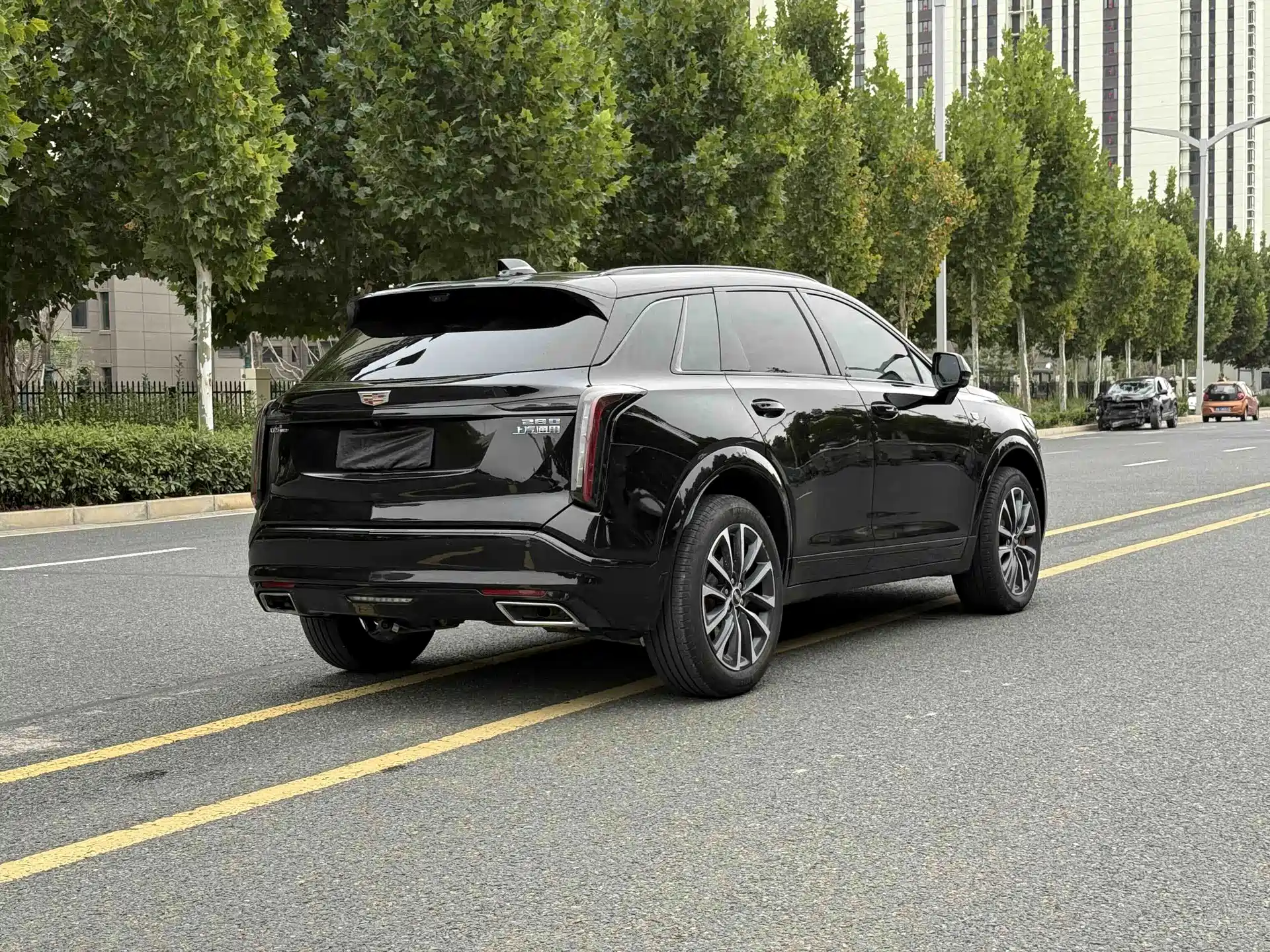 Фото 2 - Cadillac XT5