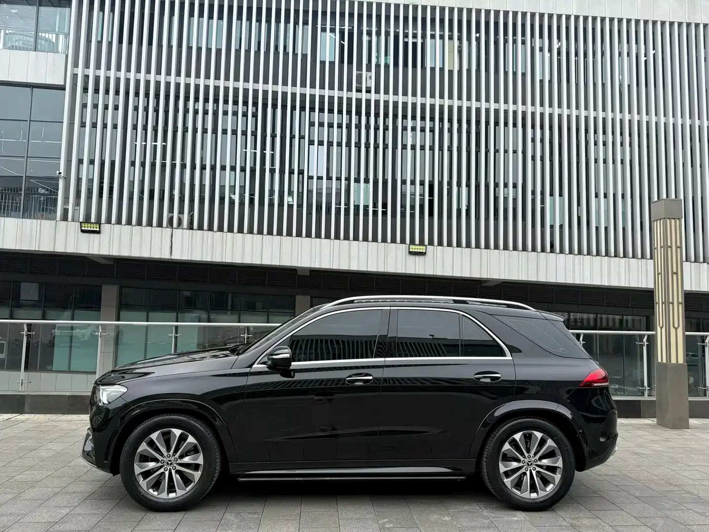 Mercedes-Benz GLE 2022 GLE 350 4MATIC Fashion фото 5