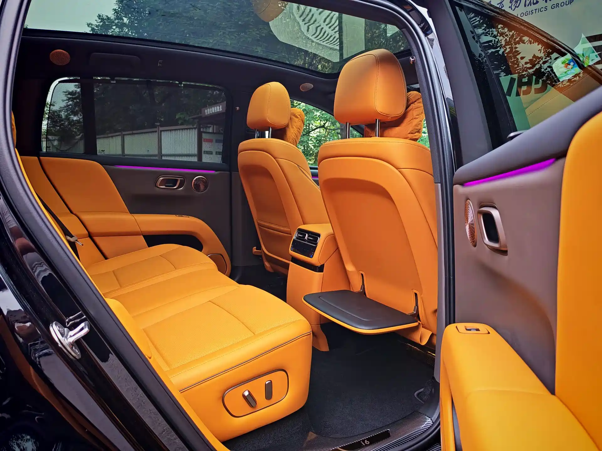 Фото 28 - Li Auto i6