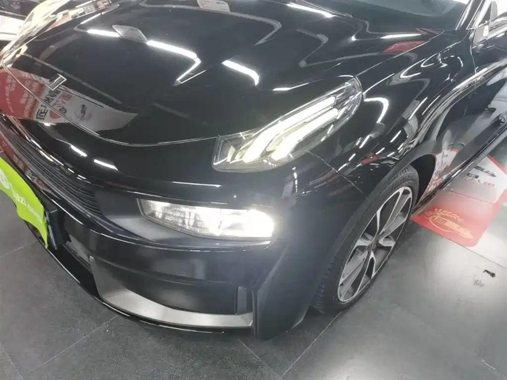 Lynk & Co 03 2019 2.0TD Auto Power Version фото 24