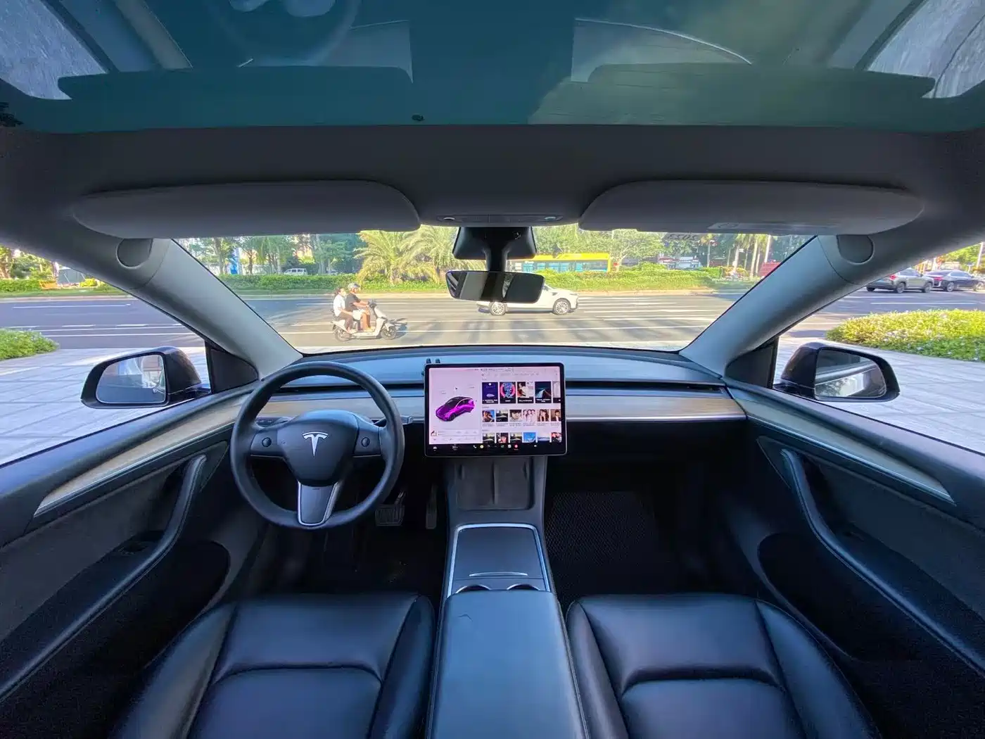 Фото 6 - Tesla Model Y