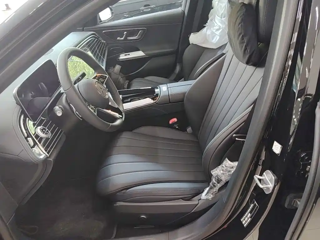 Mercedes-Benz E-Class 2026 2025 E 260 L