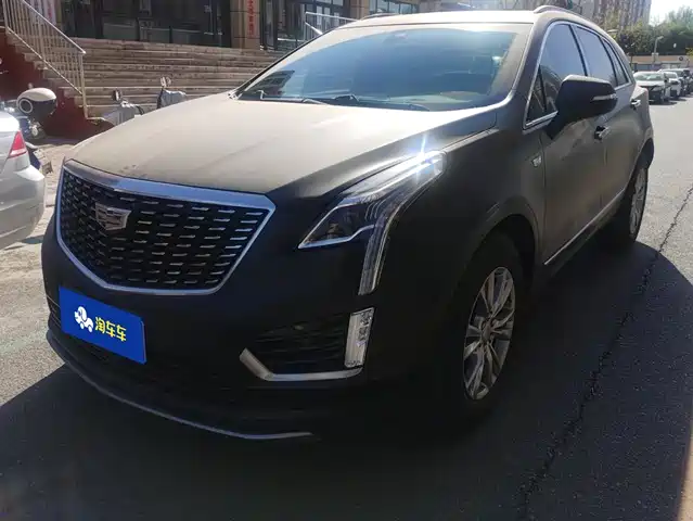 CADILLAC XT5