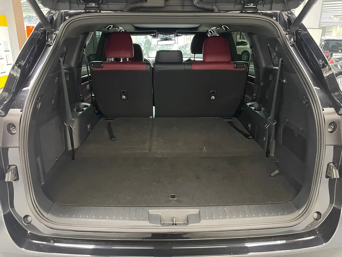 Toyota Crown Kluger 2021 2.5L HEV AWD Flagship Edition фото 30