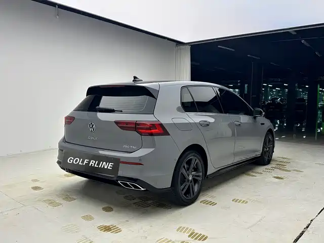 Volkswagen Golf 2023 280TSI DSG R-Line 20th Anniversary Edition — фото 4