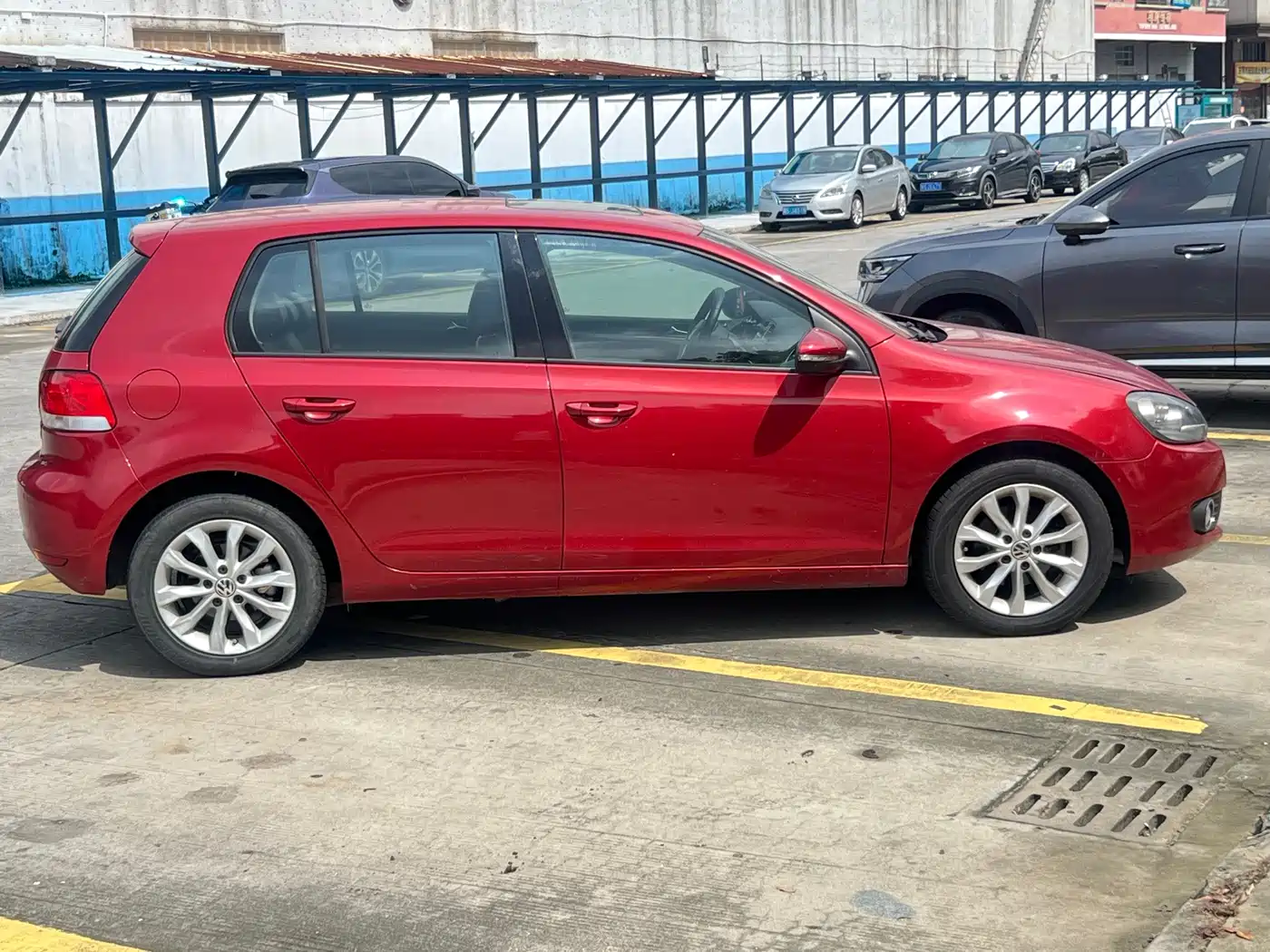 Фото 7 - Volkswagen Golf