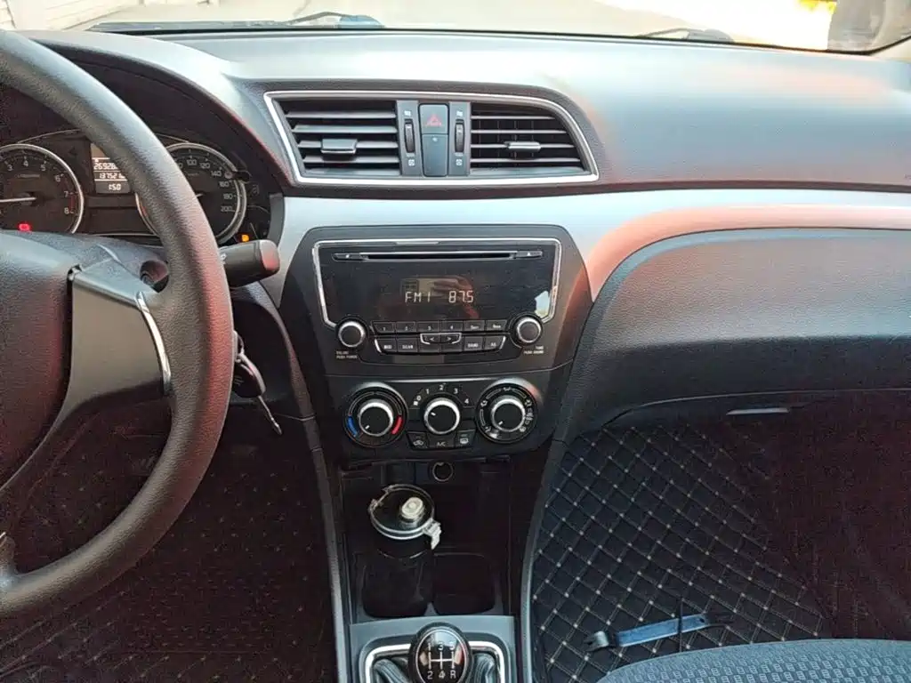Suzuki Alivio 2017 2015 1.6L Manual Comfort