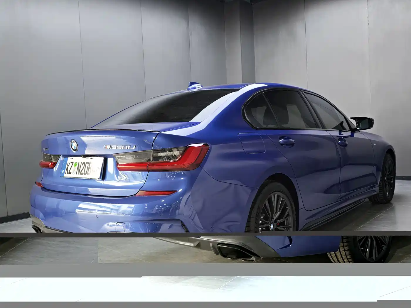 BMW 3 Series 2020 330Li xDrive M Sport Black Night Edition фото 19