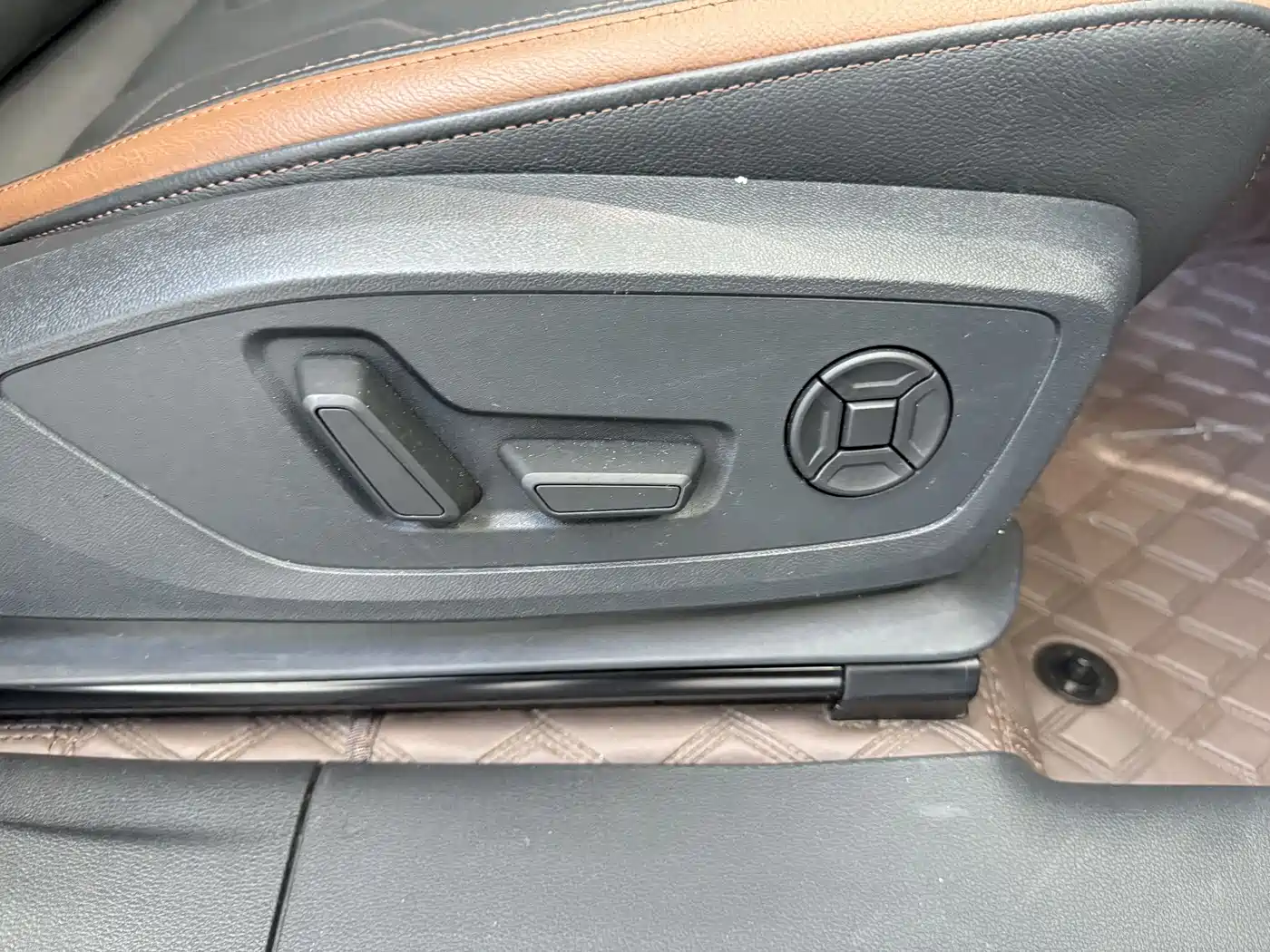 Audi Q3 2022 35 TFSI Fashion Elegance фото 17