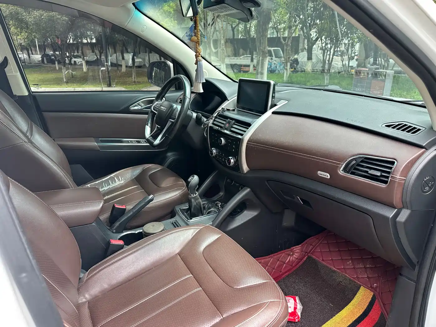 Bisu Auto Bisu T5 2018 2017 1.5T Manual Luxury