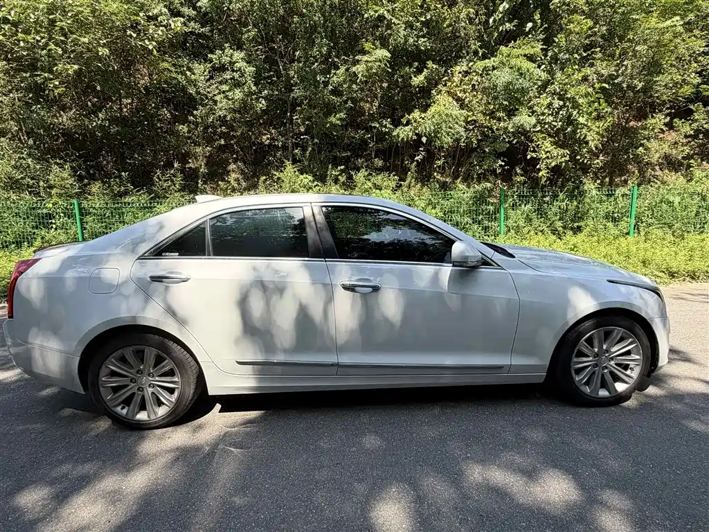 Cadillac ATS-L 2019 2017 28T Fashion