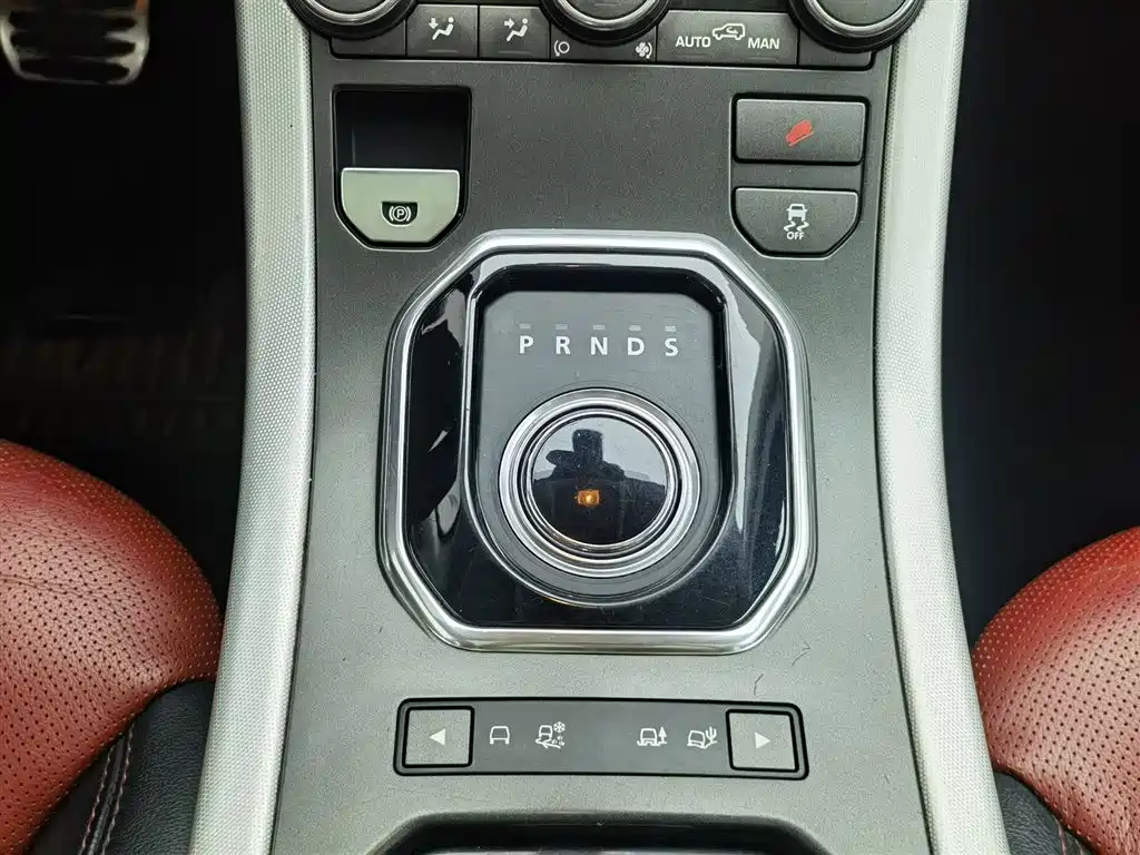 Land Rover Range Rover Evoque (Import) 2013 2.0T 5-door Dynamic Edition фото 13
