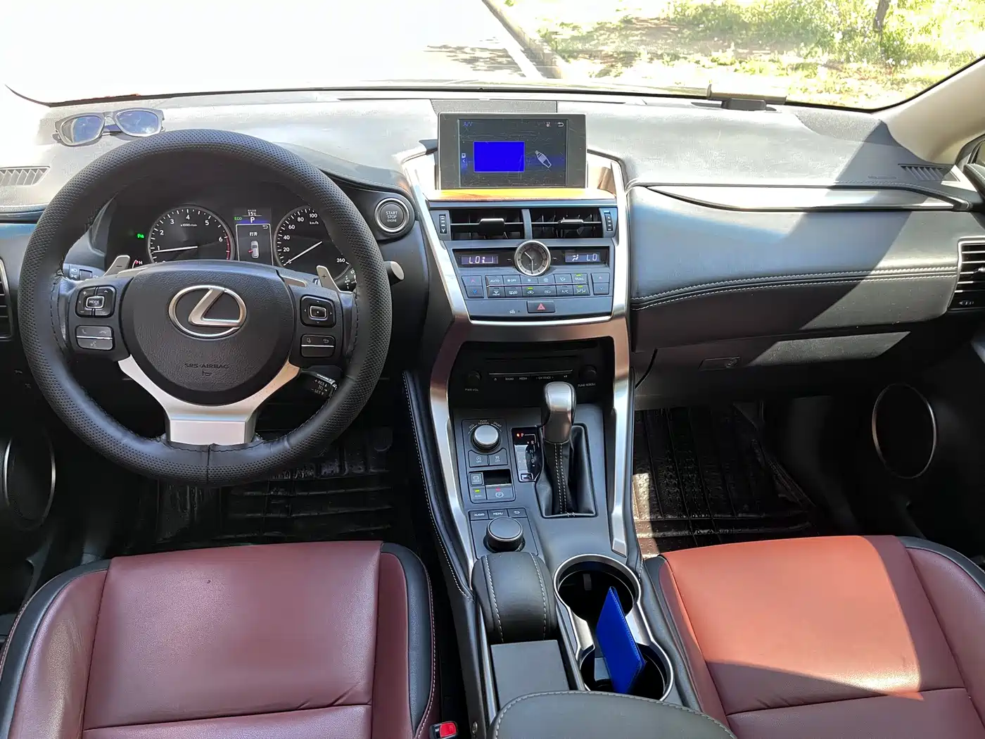 Lexus NX 2015 200t AWD F Sport фото 4