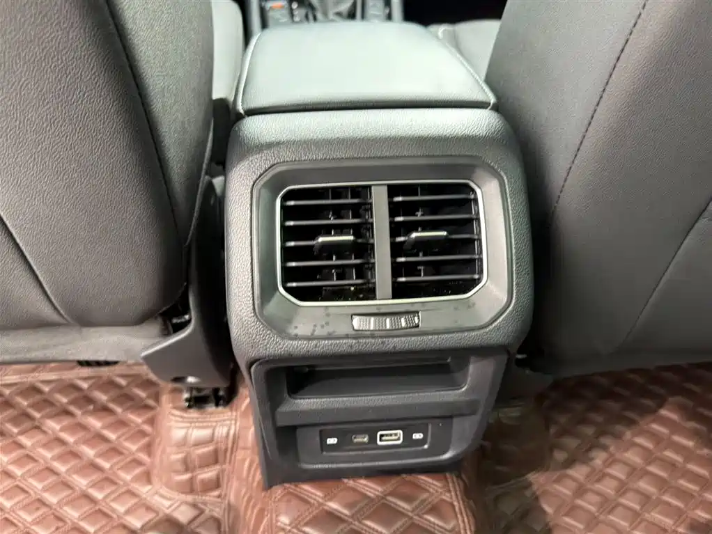 Volkswagen Tiguan L 2023 280TSI 2WD Trend Limited Edition фото 15