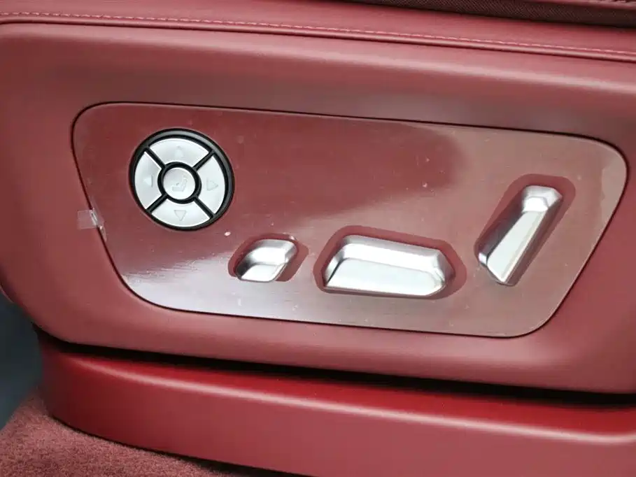 TANK TANK 700 NEW ENERGY