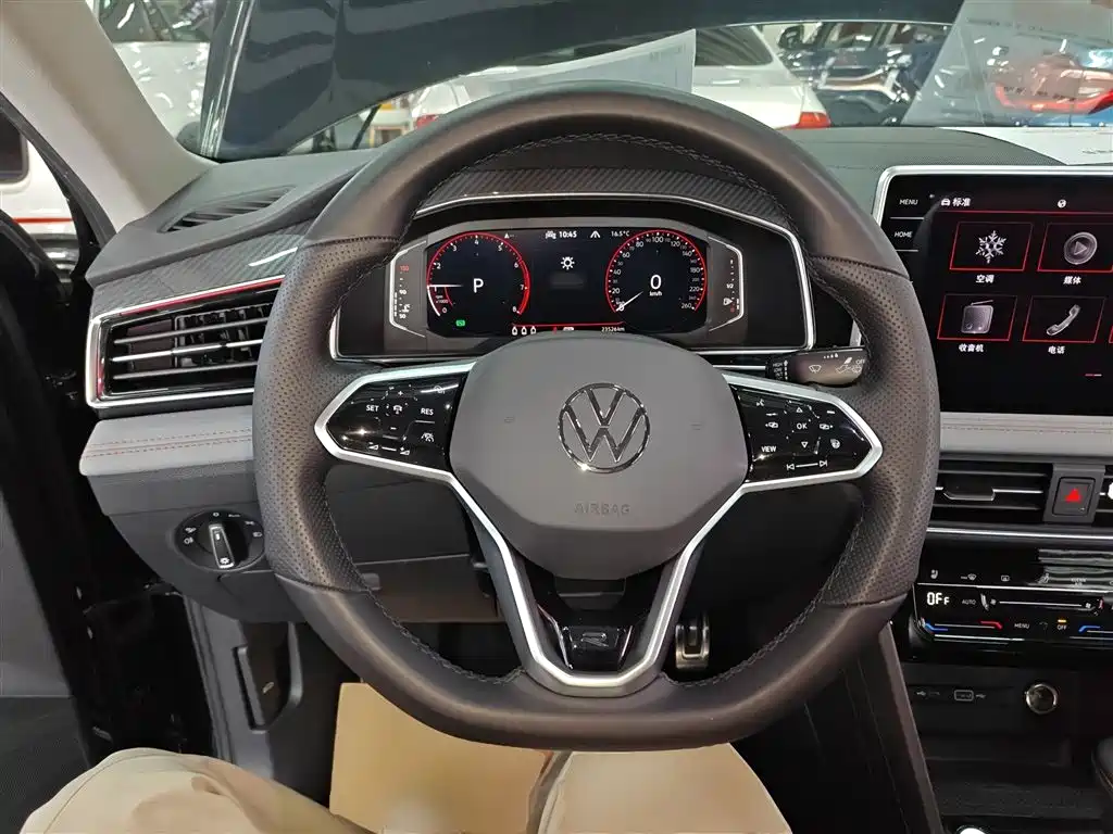 Volkswagen Tiguan X 2023 380TSI 4WD Prestige Flagship фото 11