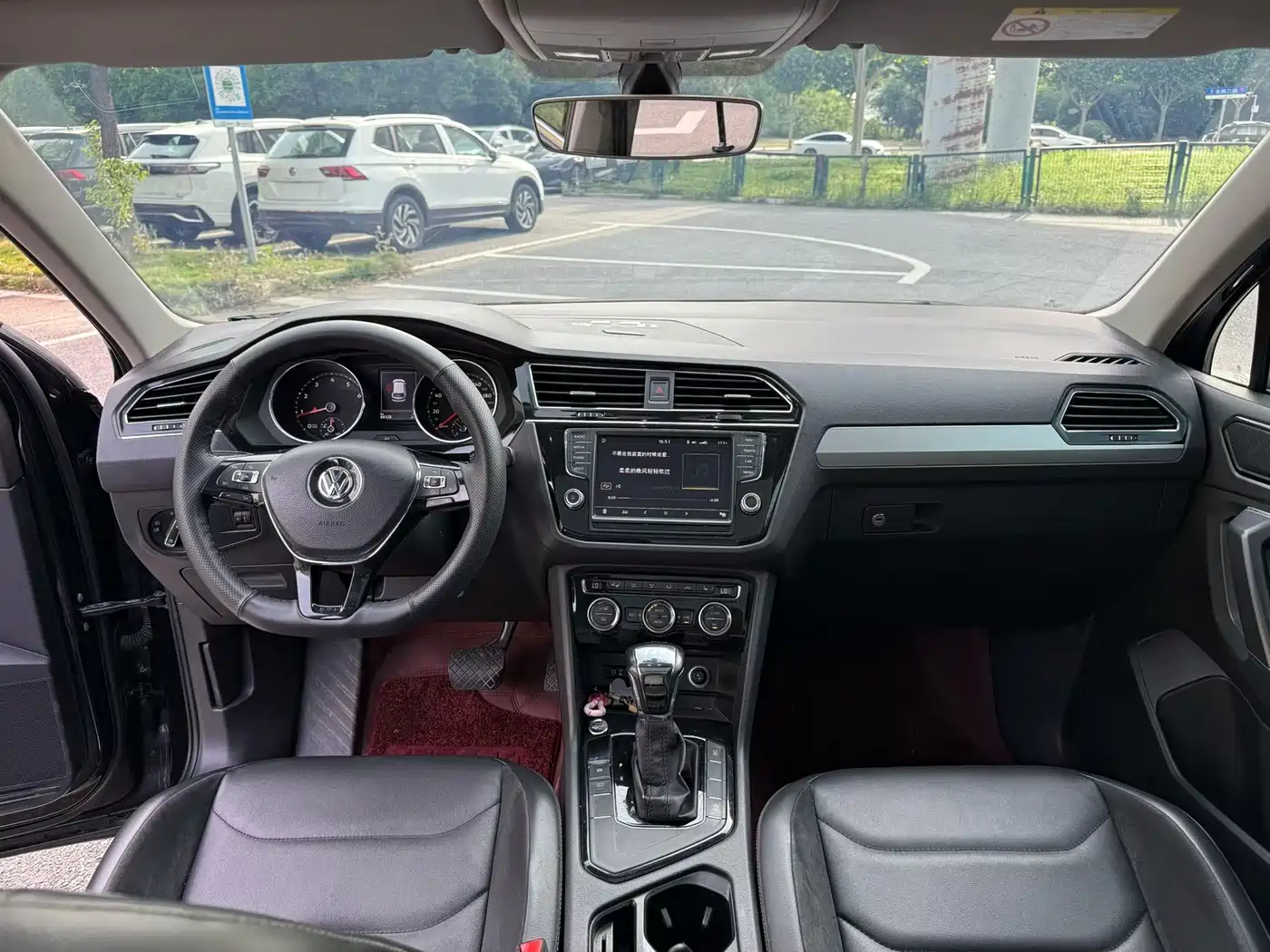 Volkswagen Tiguan L 2017 330TSI Automatic 2WD Luxury Edition фото 4