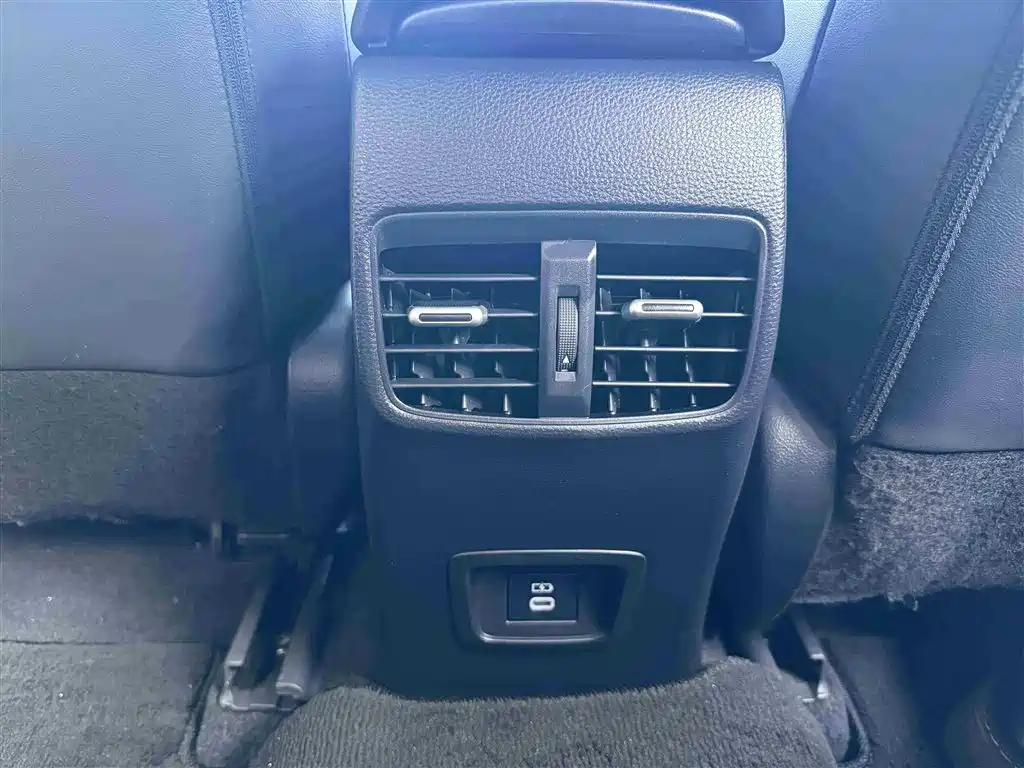 Toyota Levin 2023 Smart Hybrid 1.8L Sport Edition фото 12