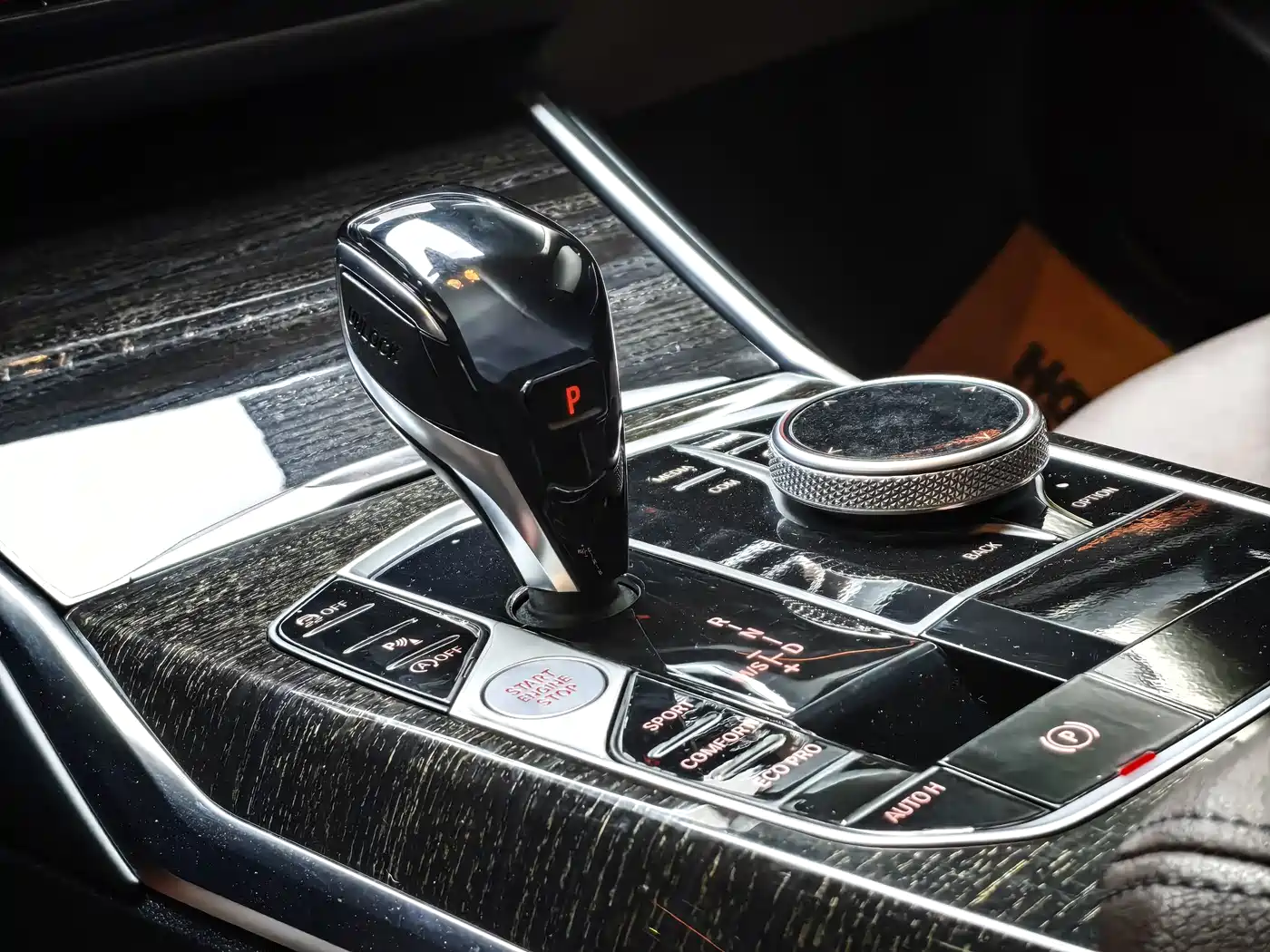 BMW 3 Series 2021 325Li M Sport Package фото 10