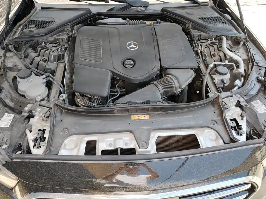 Mercedes-Benz E-Class 2024 Model E 300 L Luxury фото 10
