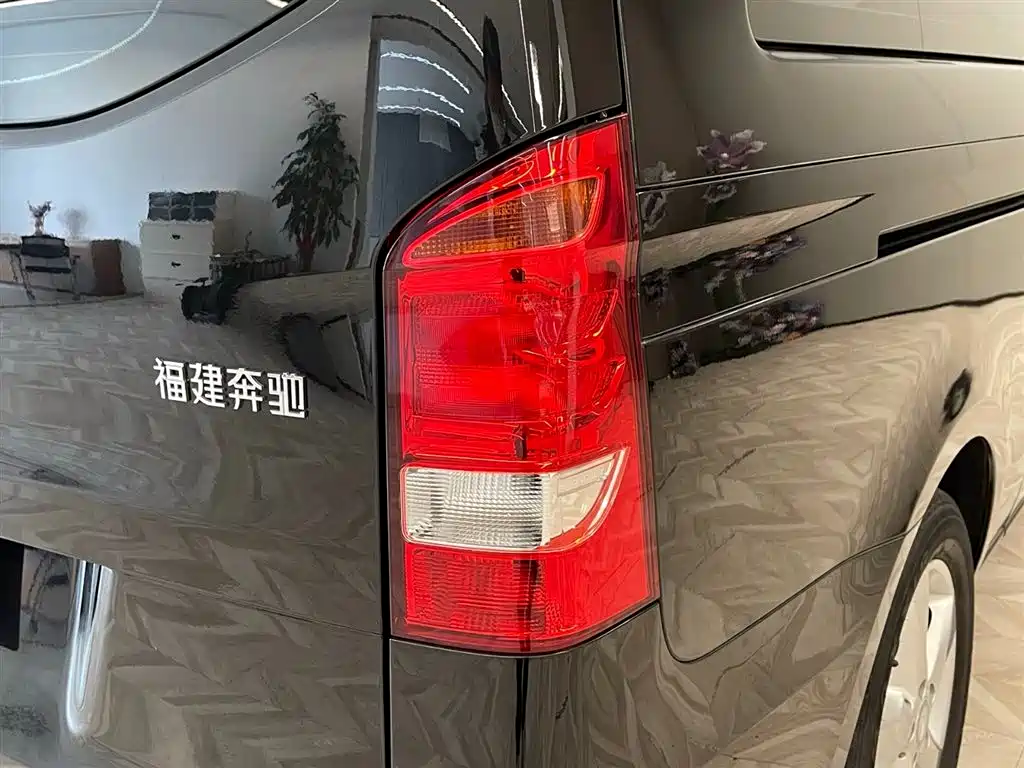 Mercedes-Benz Vito 2016 2.0T Business Edition фото 10