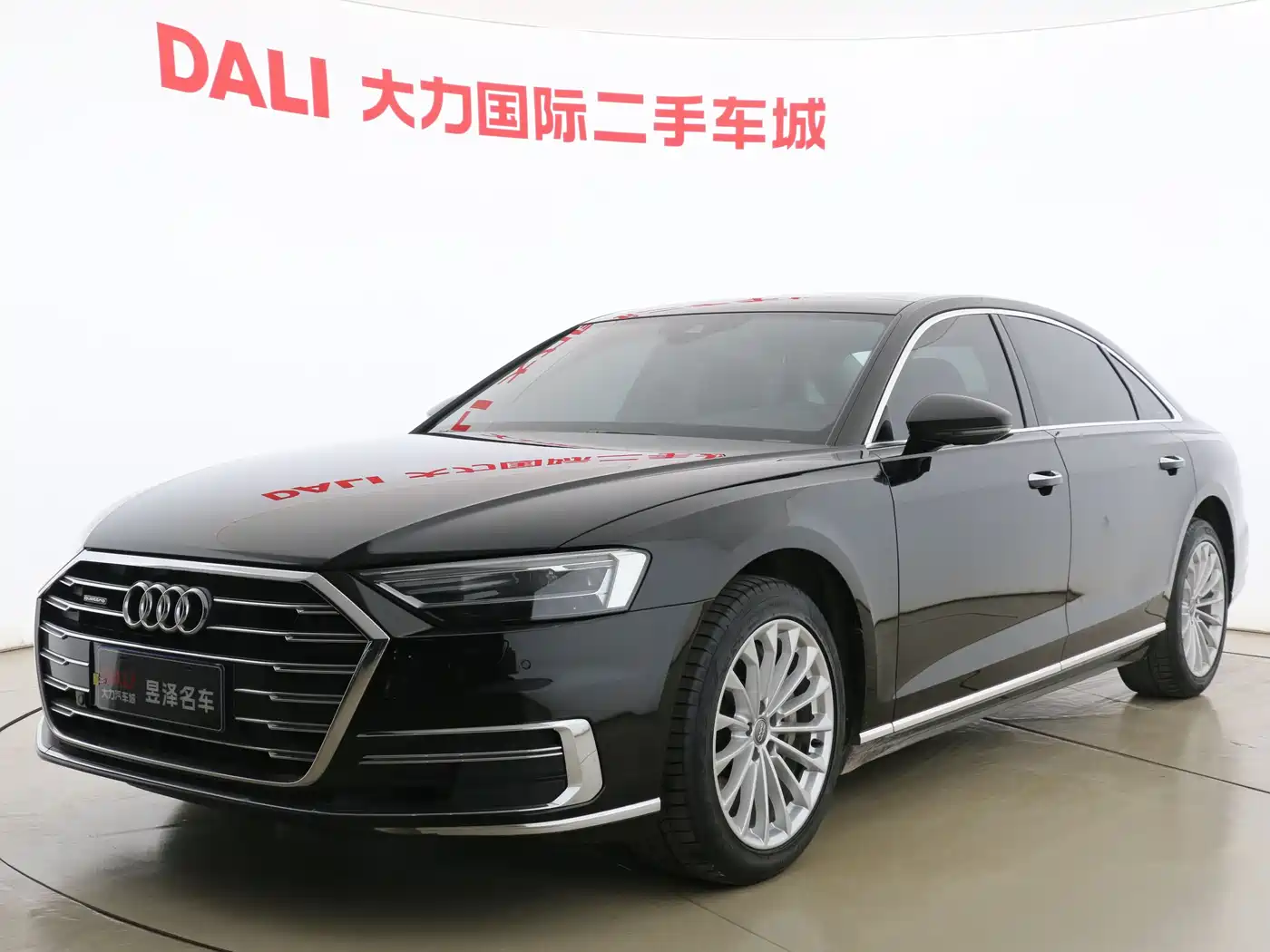 Audi A8 2018 A8L 55 TFSI quattro Launch Elite