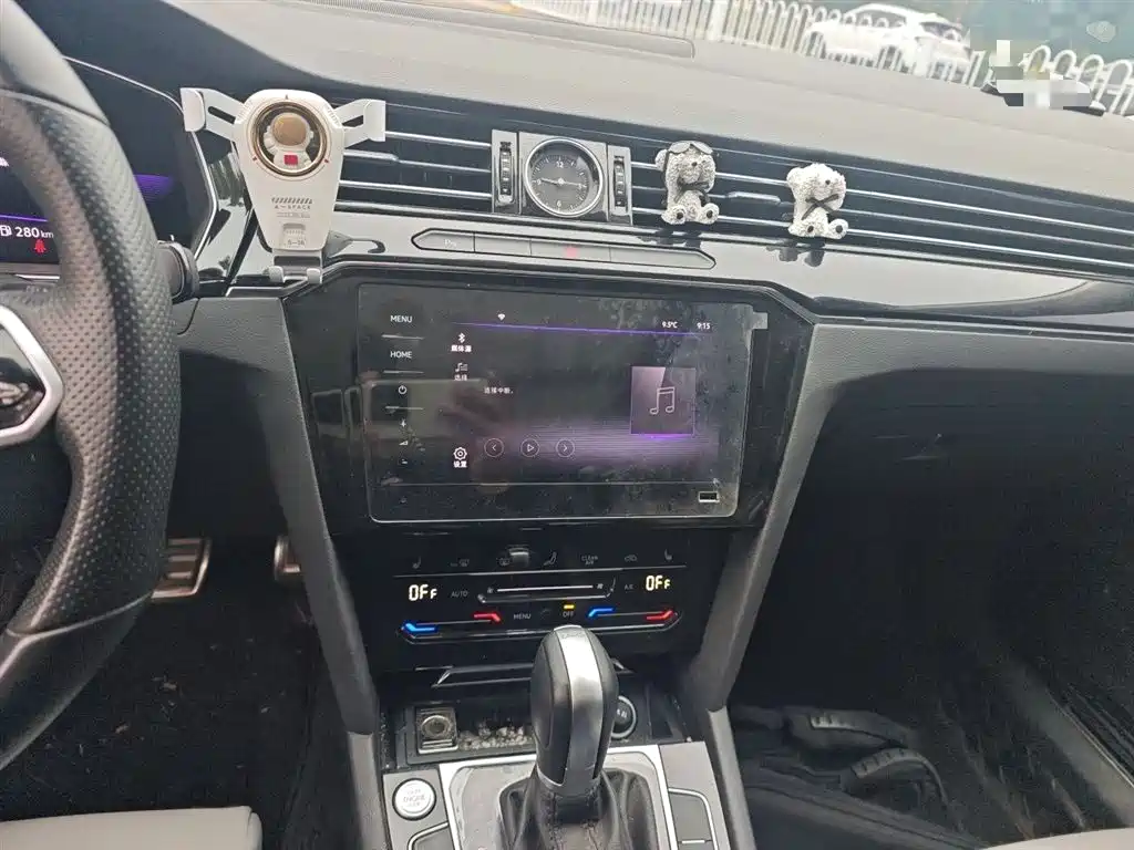 Volkswagen Magotan 2023 2 Million Units Anniversary Edition 330TSI DSG Leading Type фото 6