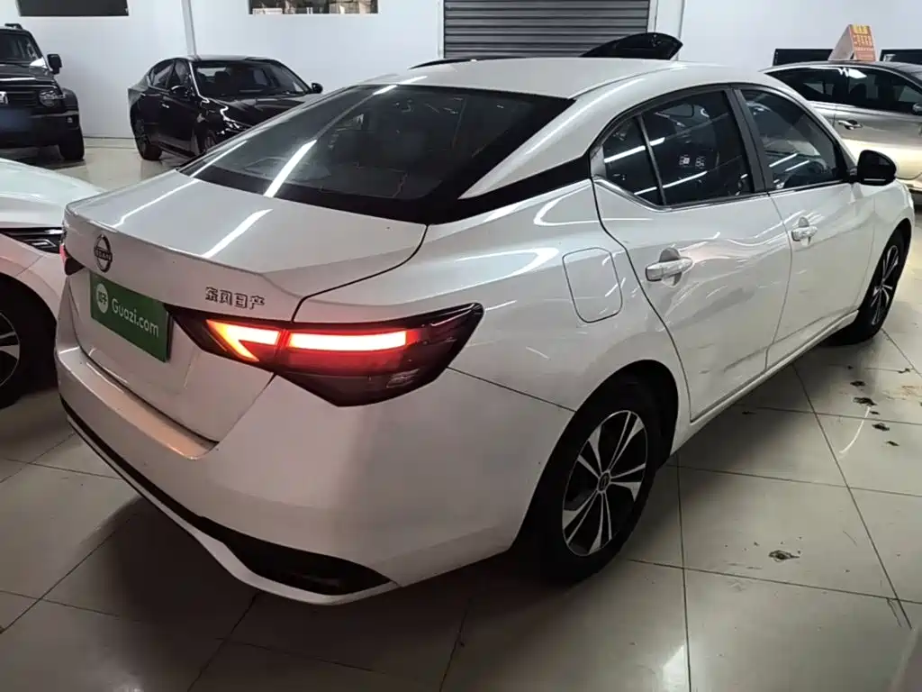 Nissan SYLPHY, миниатюра 7