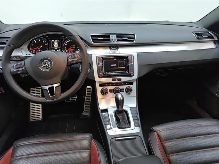 Volkswagen FAW-Volkswagen CC 2018 1.8TSI Luxury фото 12
