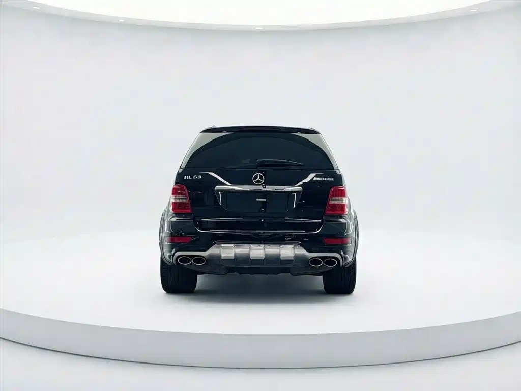 Mercedes-Benz M-Class AMG 2011 AMG ML 63 фото 6
