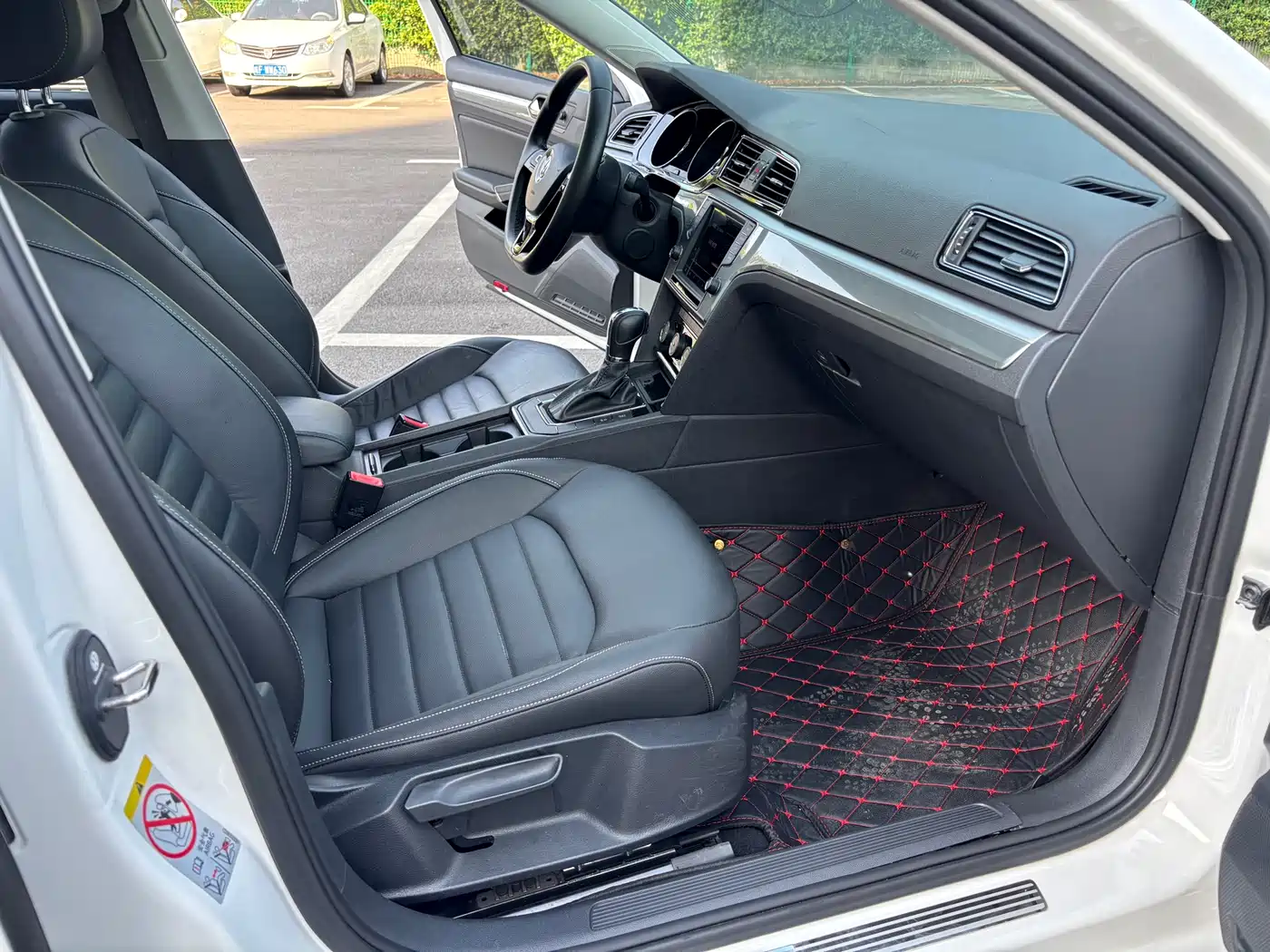 Volkswagen Lamando 2018 280TSI DSG Comfort Edition фото 14
