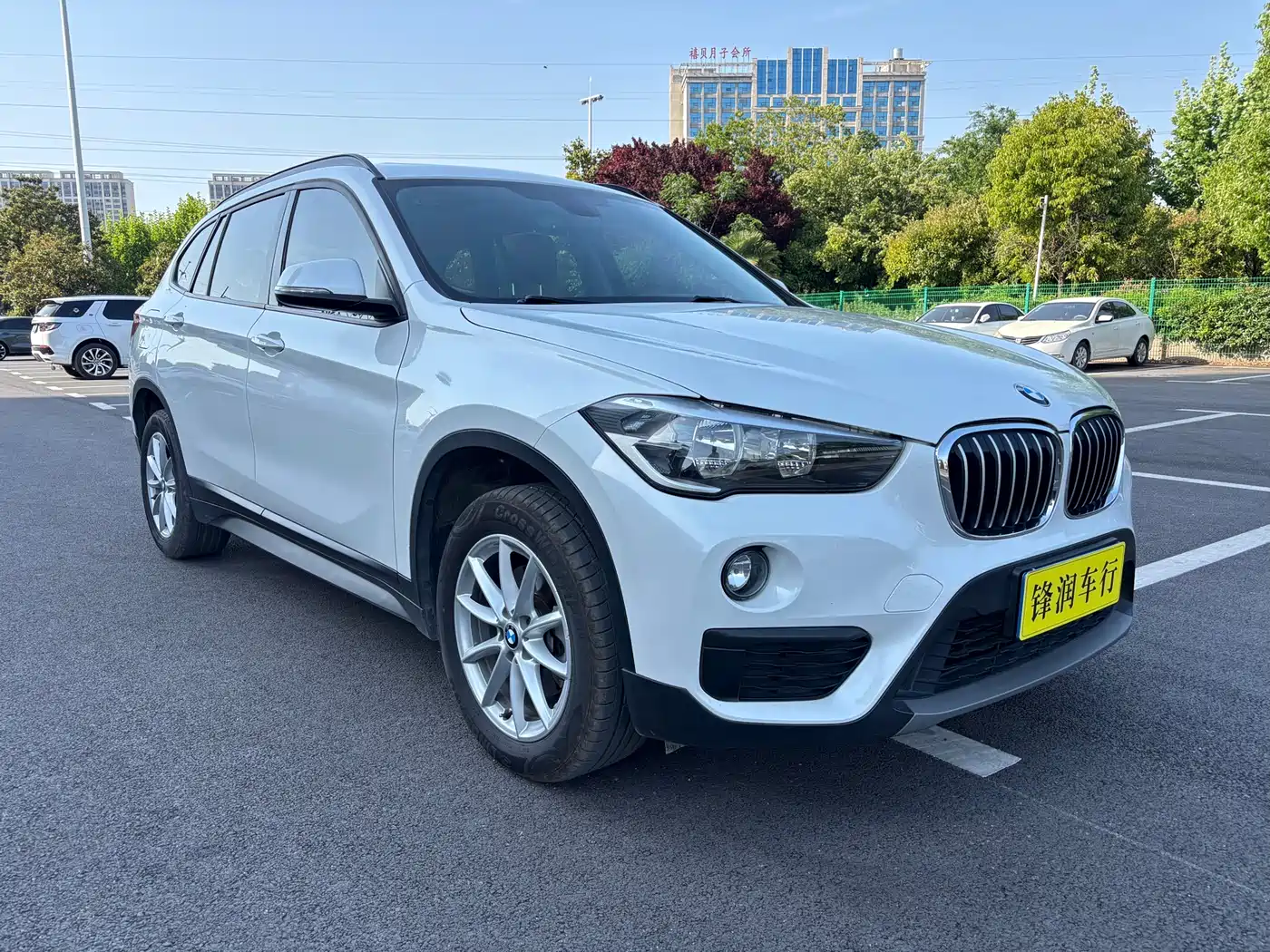 BMW X1 2019 sDrive18Li Fashion Model фото 3