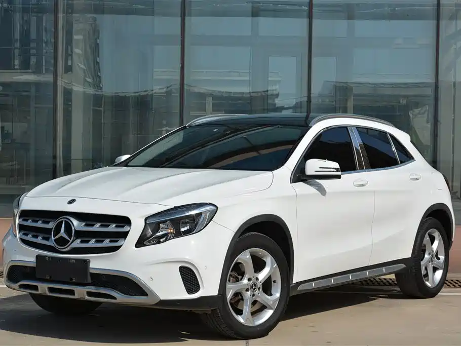 Mercedes-Benz GLA 2019 GLA 200 Dynamic фото 2