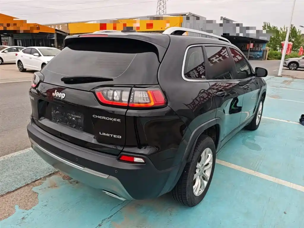 Jeep Cherokee 2019 2019 2.0T 2WD Smart Edition China V