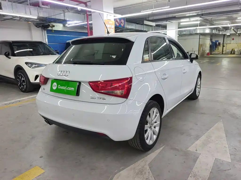 Фото 7 - Audi A1