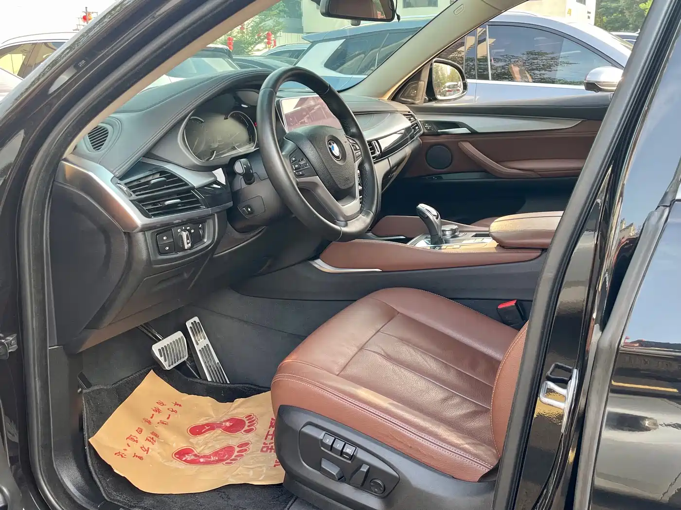 BMW X6 2018 xDrive35i M Sport Luxury Model фото 17
