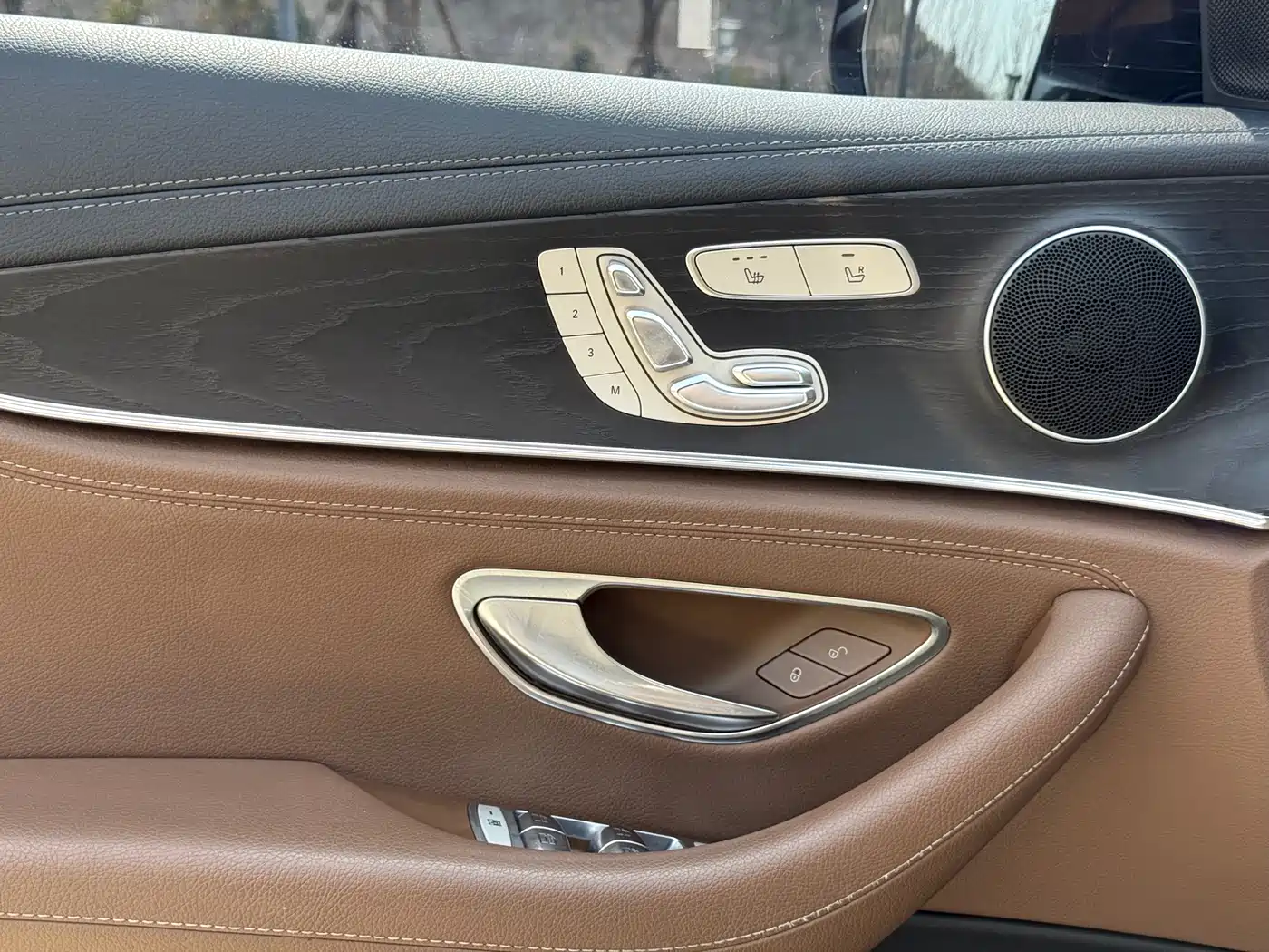 Mercedes-Benz E-Class 2017 E 300 L Sport Luxury фото 16